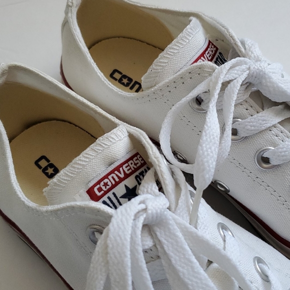 White Converse All Stars - Picture 6 of 8